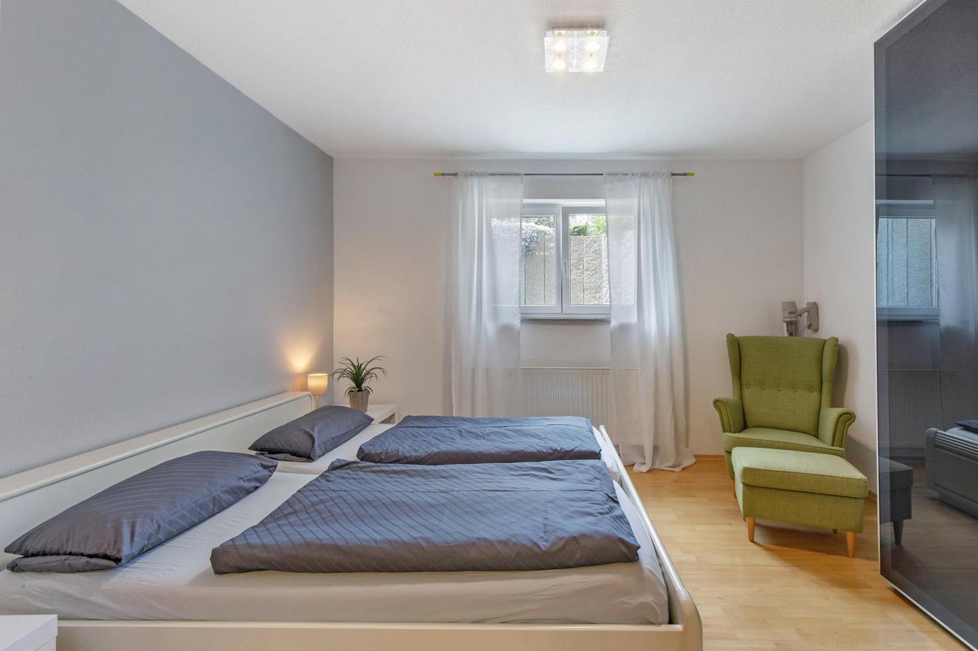 Ferienwohnung Emilia, 36Qm Münsingen Exterior foto