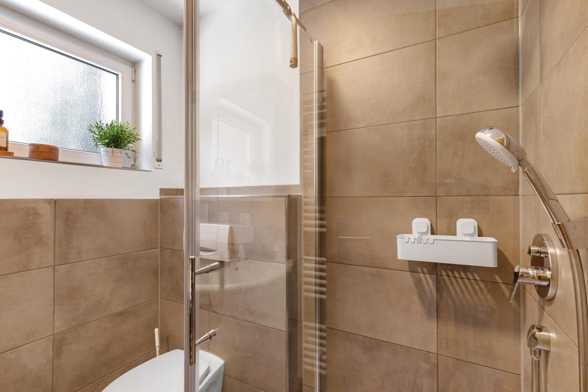 Ferienwohnung Emilia, 36Qm Münsingen Exterior foto